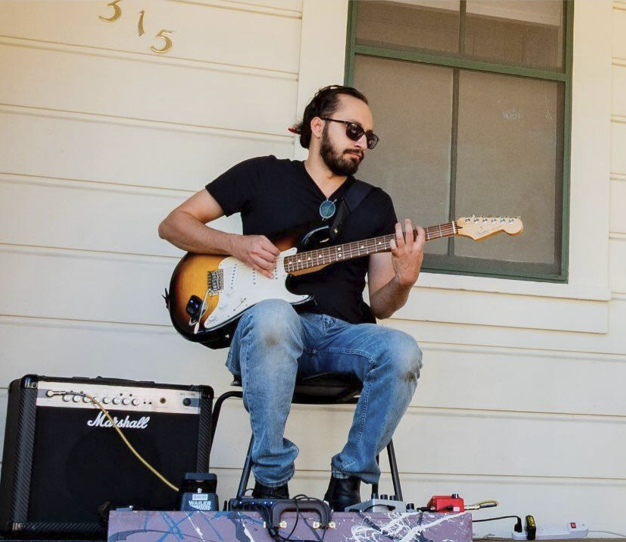 Gagandeep Sachdeva playing guitar